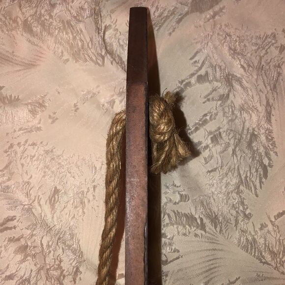 Hand Painted Hanging on Twisted Burlap “Canoe Rentals” Arrow Sign - Picture 6 of 8